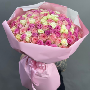 Букет из 151 кенийской розы микс (40 см) в Кубинке
