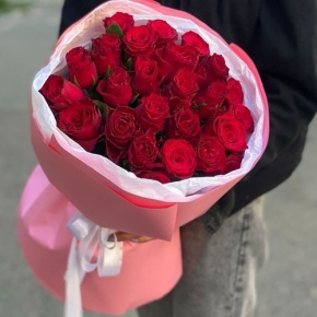 Букет "Эсса" 25 красных роз Кения (60 см) в Кубинке