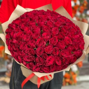 Букет 101 красная роза Кения (50 см) в Кубинке