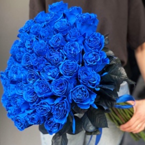 Букет из 51 синей розы Эквадор под ленту (70 см) в Кубинке