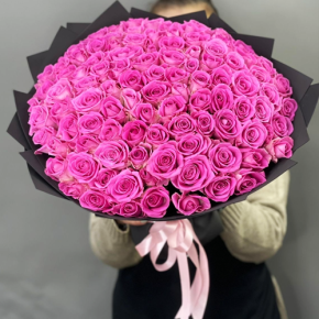 Букет 101 розовой розы Кения (40 см) в Кубинке
