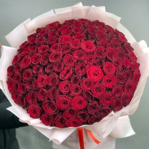 Букет "Париж" из 101 красной розы (60 см) в Кубинке