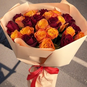 Букет "Благородный" из 27 Кенийских роз микс (40 см) в Кубинке
