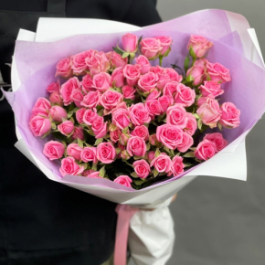 Букет "Рассвет принцессы" из 15 кустовых роз (50 см) в Кубинке