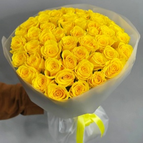 Букет "Золотце" из 51 лимонной розы (40 см) в Кубинке