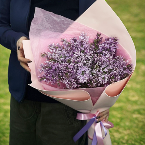 Букет из 11 веток сирени в Кубинке