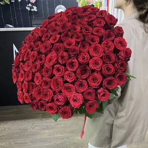 Букет 101 красная роза (70 см) в Кубинке