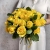 Букет из 25 лимонных роз с рускусом (40 см) в Кубинке Букет из 25 лимонных роз с рускусом (40 см) в Кубинке
